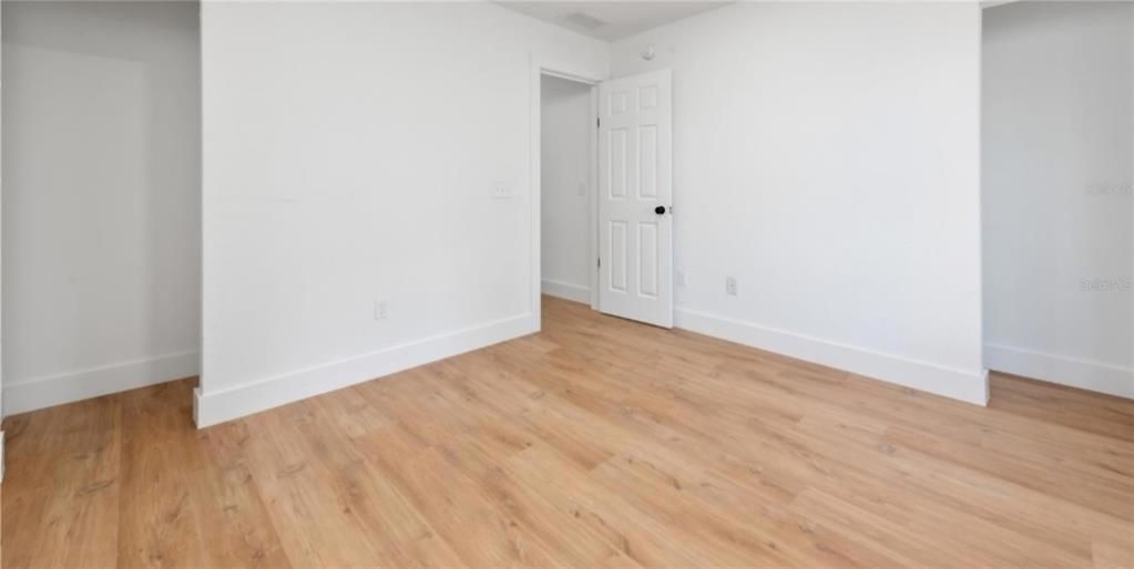 For Sale: $184,350 (2 beds, 2 baths, 1332 Square Feet)