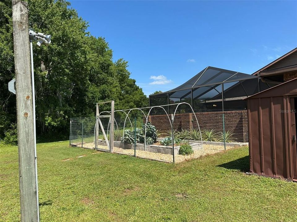 HUGE EXTRA FENCED GARDEN AREA