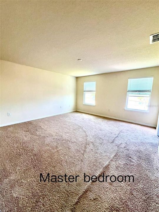 For Rent: $2,650 (4 beds, 2 baths, 2132 Square Feet)