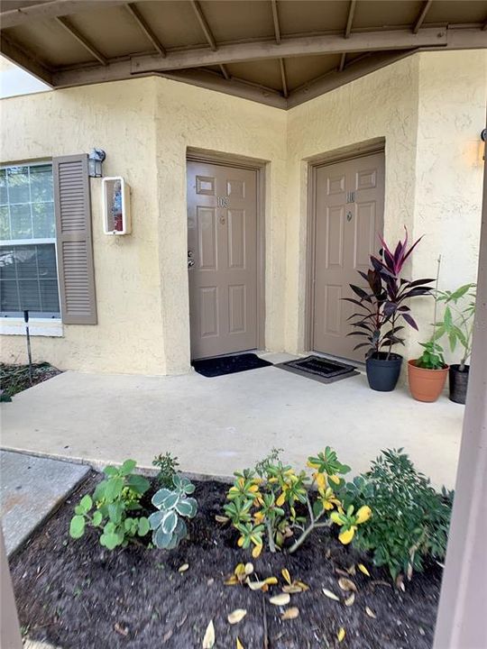 For Rent: $1,449 (2 beds, 2 baths, 840 Square Feet)