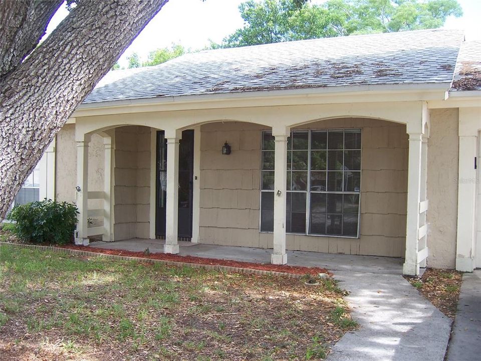 For Sale: $209,900 (2 beds, 1 baths, 1116 Square Feet)