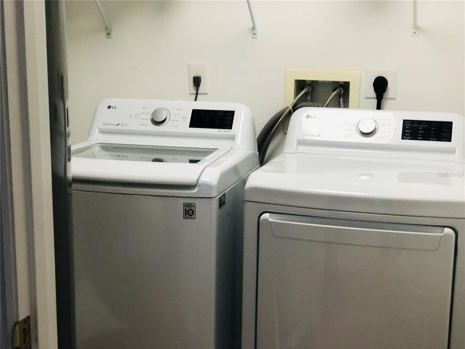 TOP OF THE LINE WASHER AND DRYER