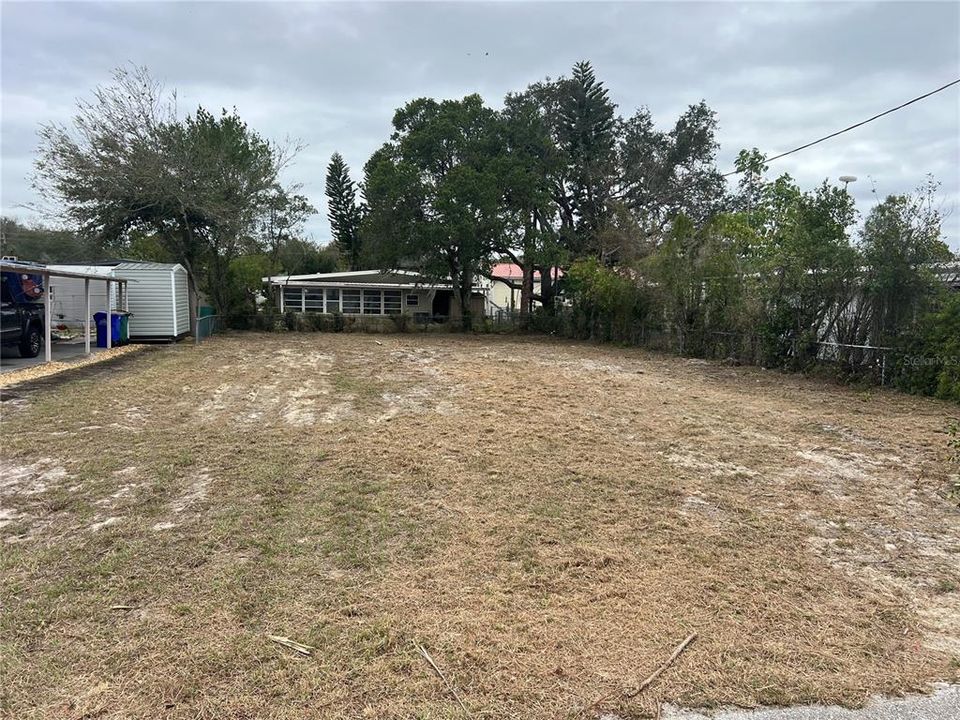 待售: $34,900 (0.10 acres)