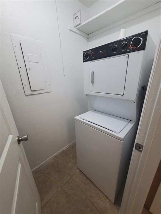 In Unit/Private Washer & Dryer Off of Kitchen
