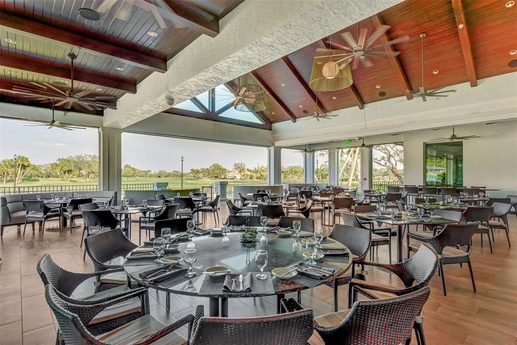 Lunch on the lanai?