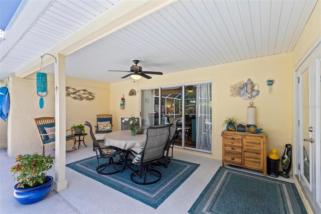 Active With Contract: $379,000 (3 beds, 2 baths, 1985 Square Feet)