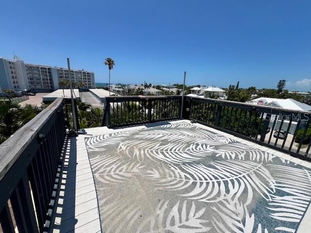 16'x16' 4th Floor SunDeck