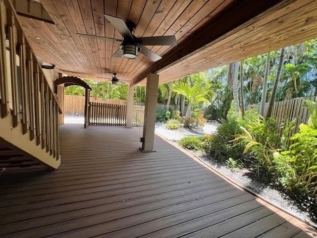 Covered Patio for Upstairs 3/2