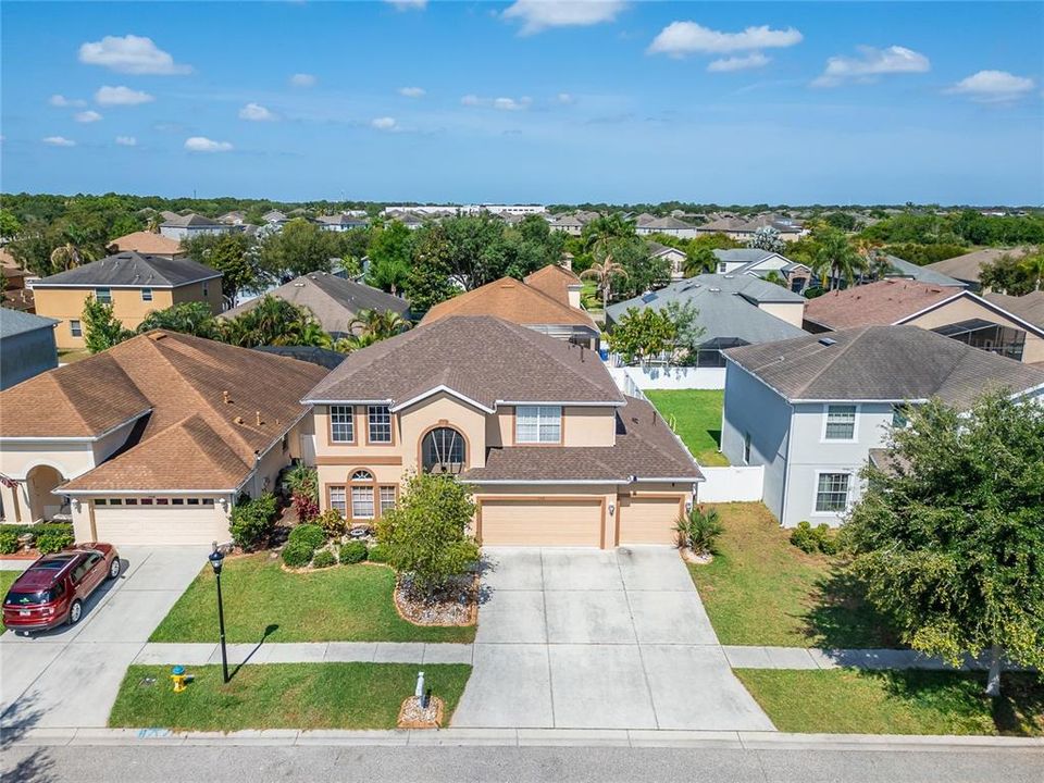 Recently Sold: $485,000 (5 beds, 3 baths, 2496 Square Feet)