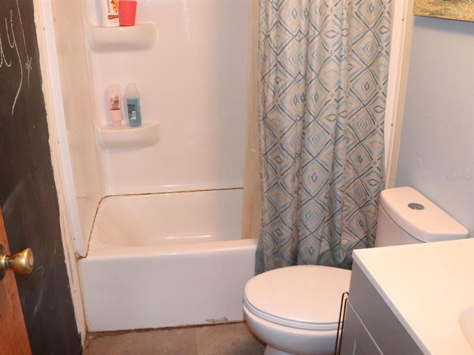 For Sale: $179,900 (3 beds, 2 baths, 1152 Square Feet)