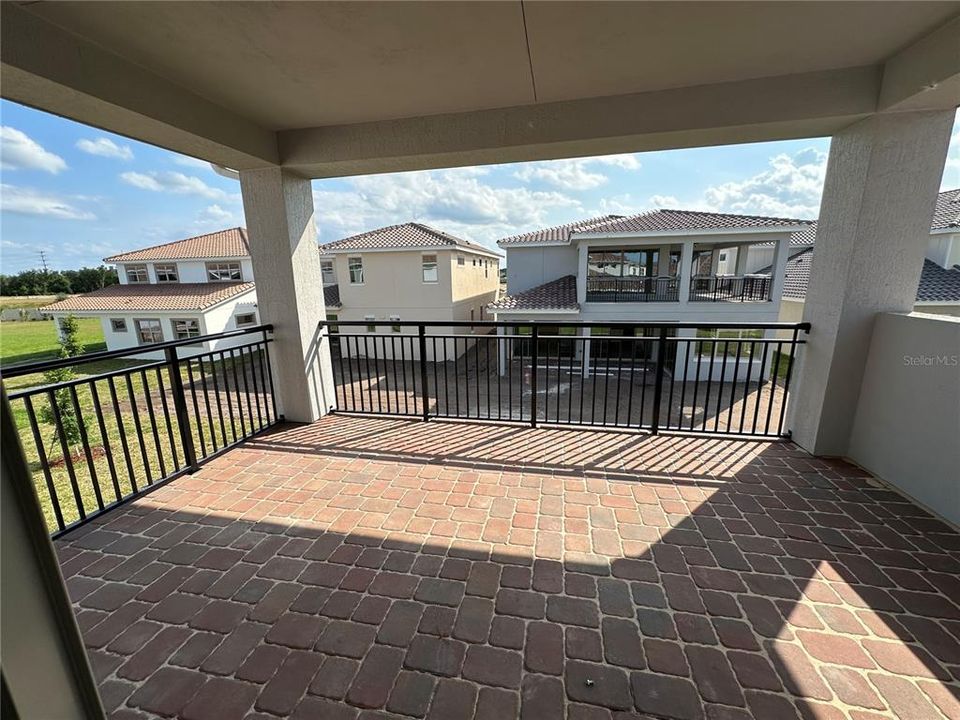 Active With Contract: $4,600 (5 beds, 4 baths, 4050 Square Feet)