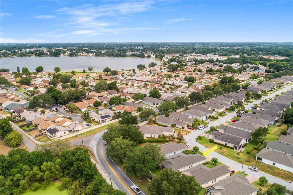 AERIAL VIEW OF HOUSE & SURROUNDING AREA