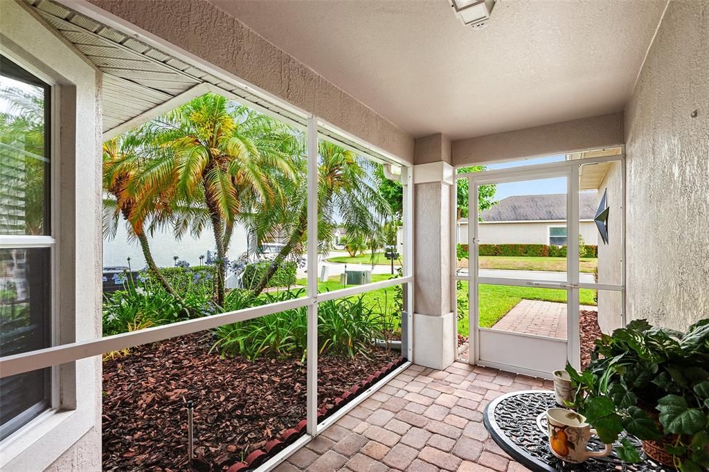 SCREENED FRONT PORCH