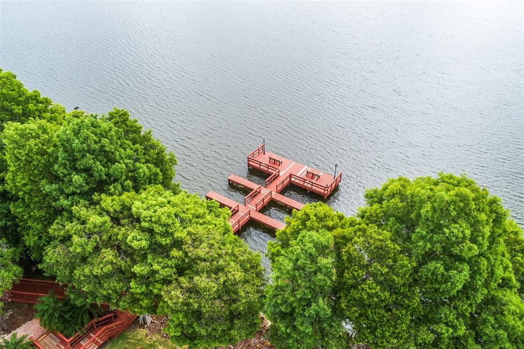 AERIAL VIEW OF COMMUNITY DOCK!