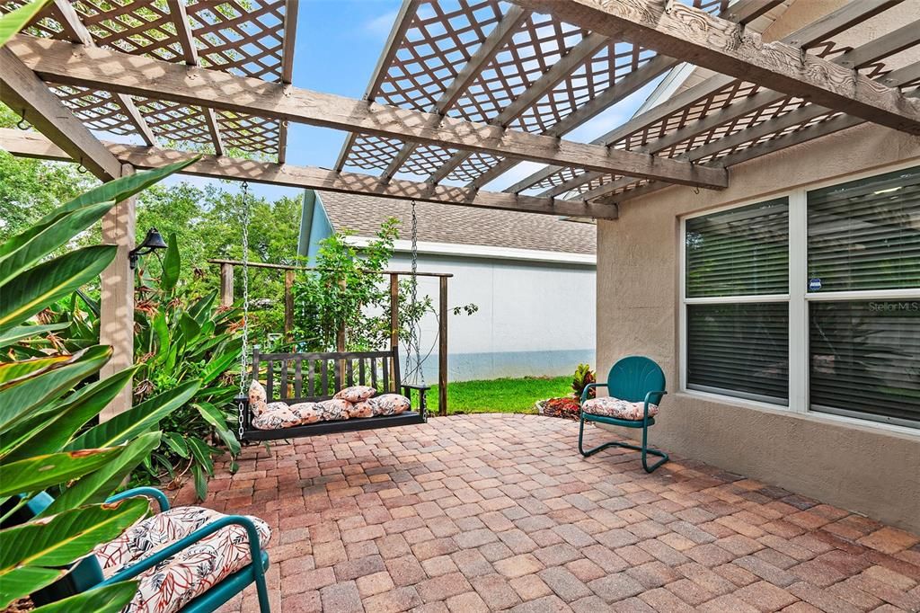 WELL LANDSCAPED PATIO AREA