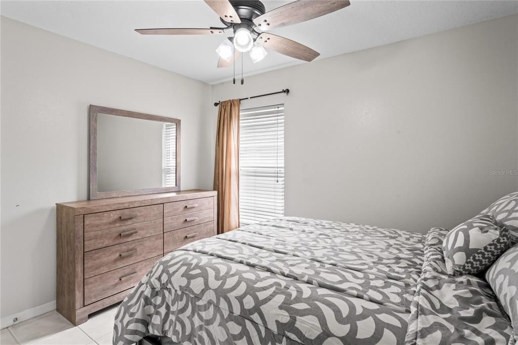 Active With Contract: $365,000 (3 beds, 2 baths, 1236 Square Feet)