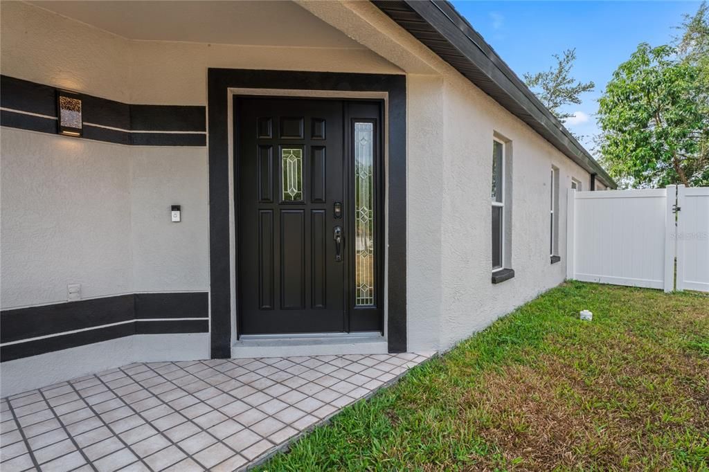 Active With Contract: $365,000 (3 beds, 2 baths, 1236 Square Feet)