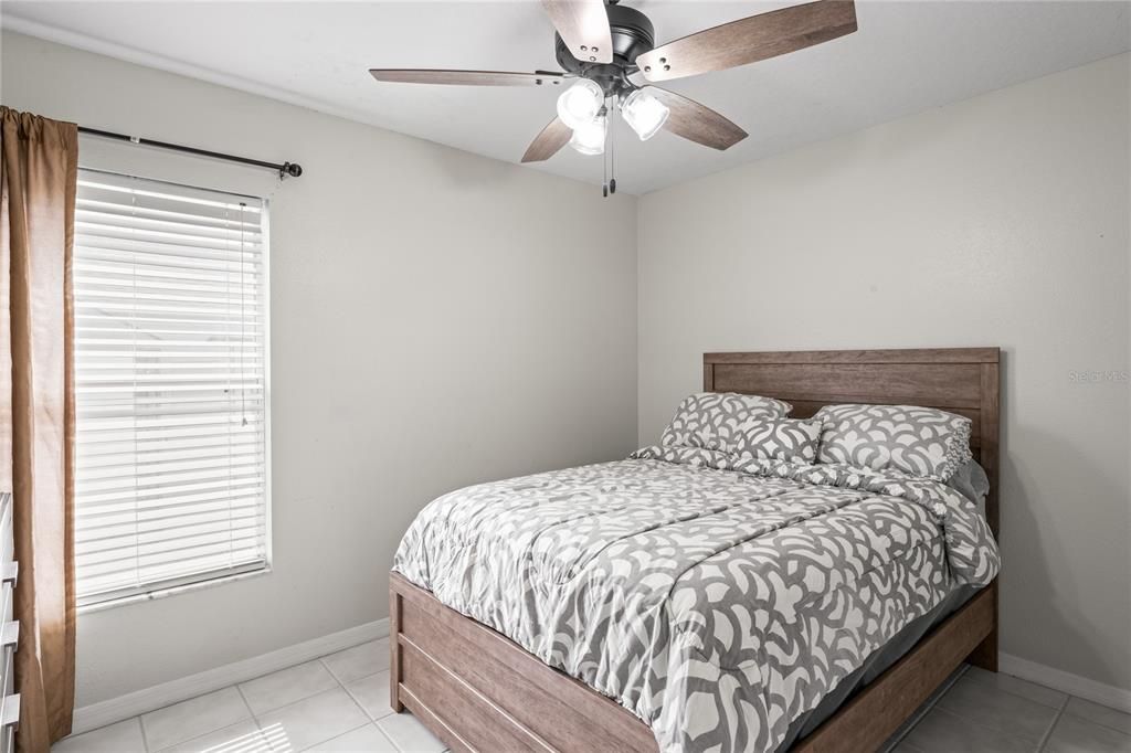 Active With Contract: $365,000 (3 beds, 2 baths, 1236 Square Feet)