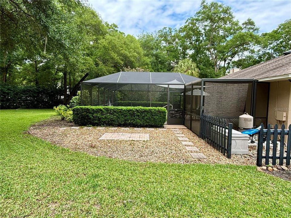 For Sale: $630,000 (3 beds, 2 baths, 2087 Square Feet)