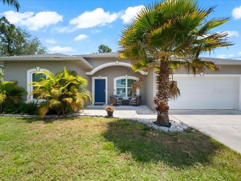 Recently Sold: $325,000 (3 beds, 2 baths, 1749 Square Feet)