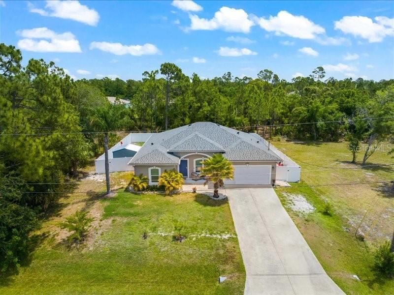 Active With Contract: $325,000 (3 beds, 2 baths, 1749 Square Feet)