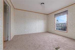 For Sale: $205,000 (3 beds, 2 baths, 936 Square Feet)