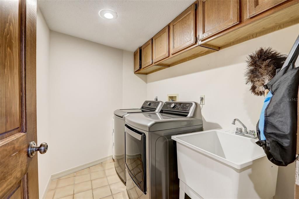 Large Laundry Room