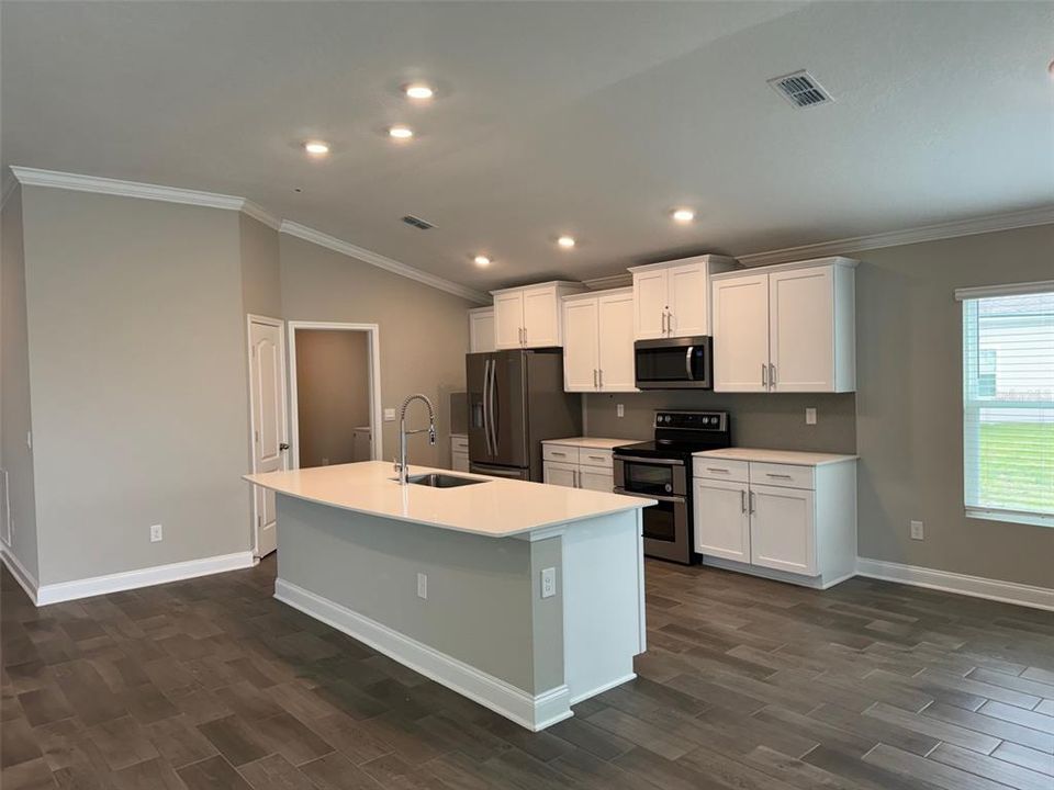 Active With Contract: $439,990 (4 beds, 3 baths, 2363 Square Feet)