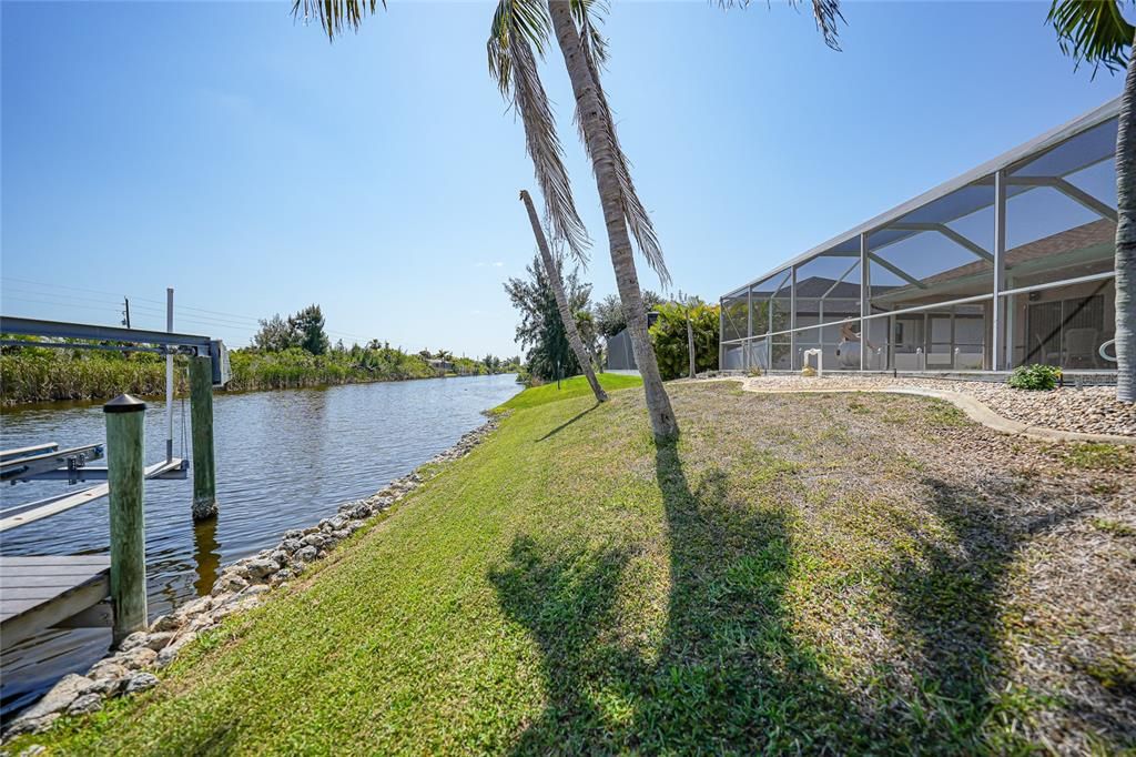 For Sale: $450,000 (3 beds, 2 baths, 1575 Square Feet)