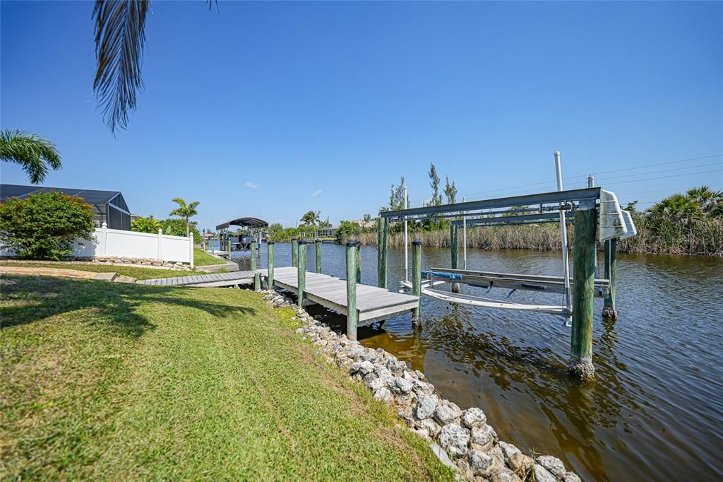 For Sale: $450,000 (3 beds, 2 baths, 1575 Square Feet)