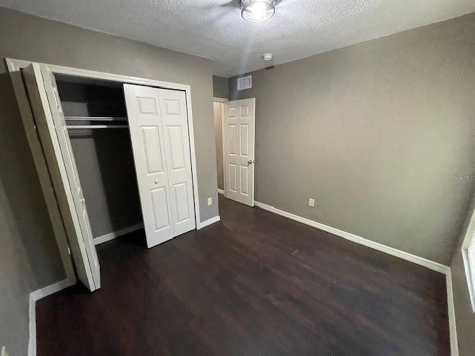 For Rent: $3,500 (6 beds, 3 baths, 2200 Square Feet)