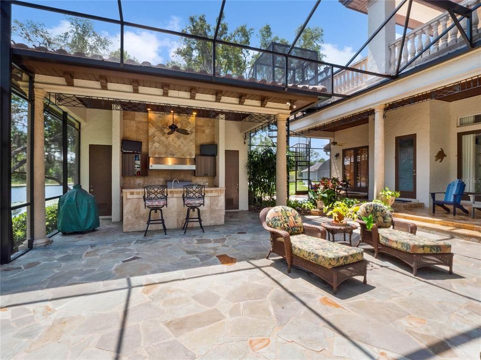 For Sale: $3,475,000 (5 beds, 6 baths, 7245 Square Feet)