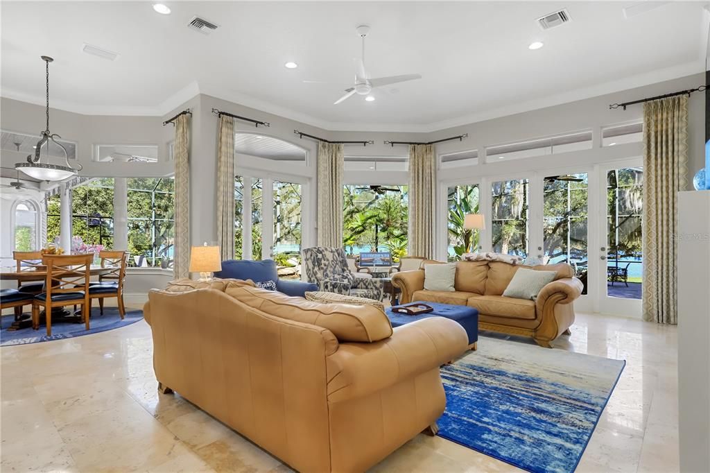 For Sale: $3,475,000 (5 beds, 6 baths, 7245 Square Feet)