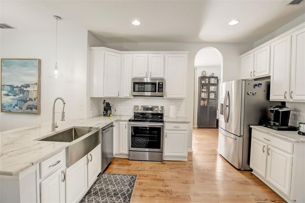 For Sale: $514,900 (4 beds, 2 baths, 1805 Square Feet)
