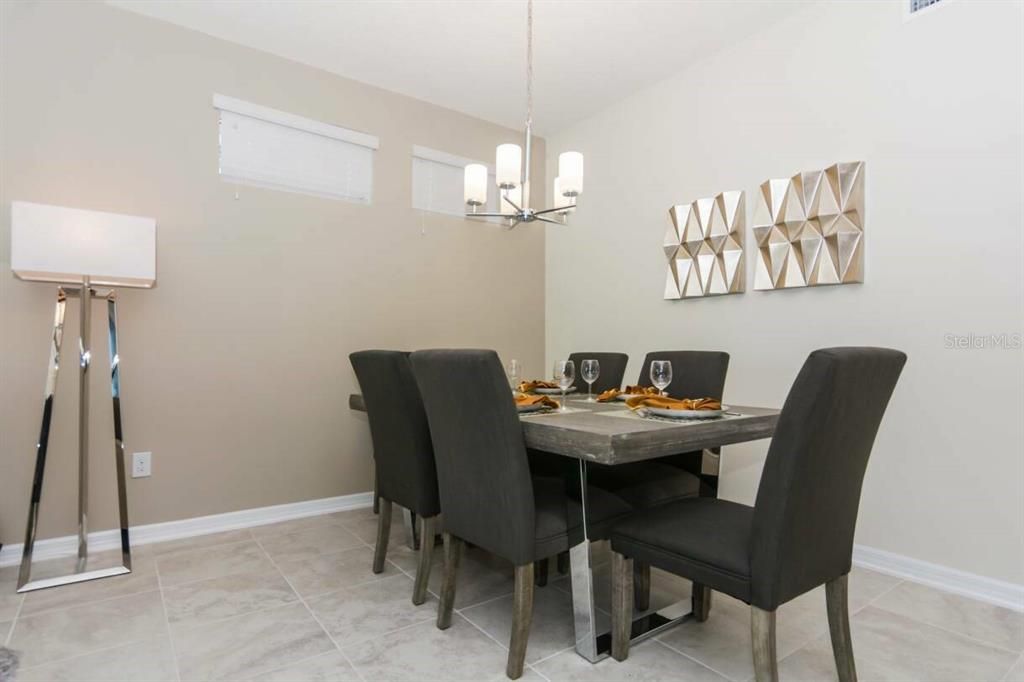 For Sale: $444,900 (3 beds, 2 baths, 1329 Square Feet)