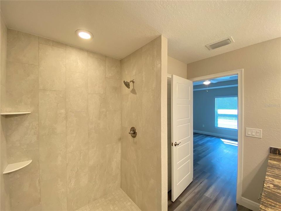 最近租的: $1,725 (3 贝兹, 2 浴室, 1450 平方英尺)