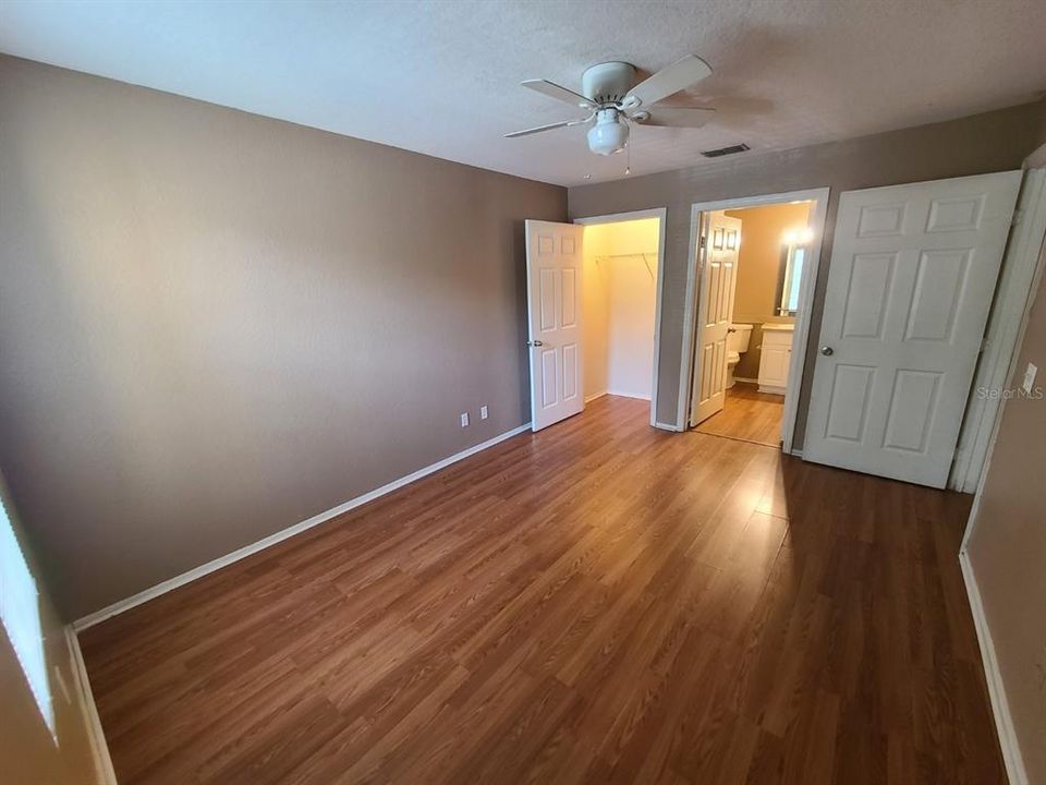 Active With Contract: $1,750 (3 beds, 2 baths, 1170 Square Feet)