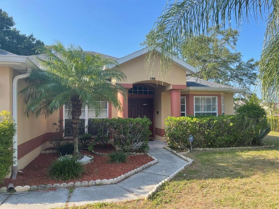 For Sale: $379,500 (4 beds, 2 baths, 2081 Square Feet)