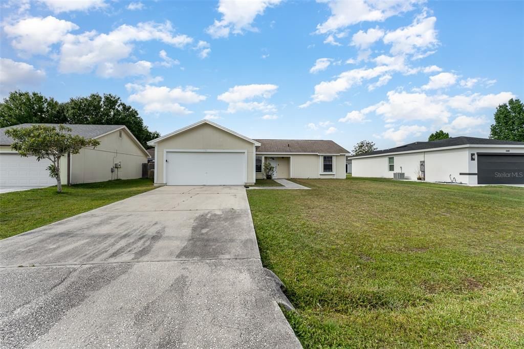 For Sale: $250,000 (3 beds, 2 baths, 1228 Square Feet)