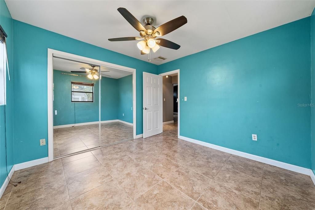 Active With Contract: $325,000 (3 beds, 1 baths, 1014 Square Feet)