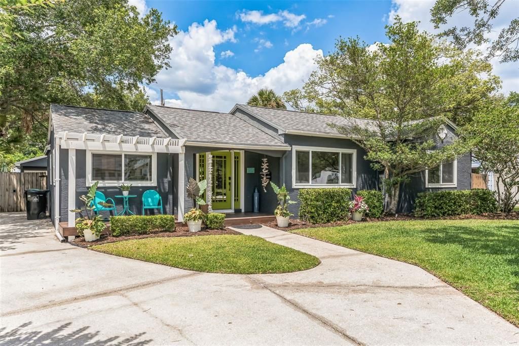 Recently Sold: $742,000 (3 beds, 2 baths, 1798 Square Feet)