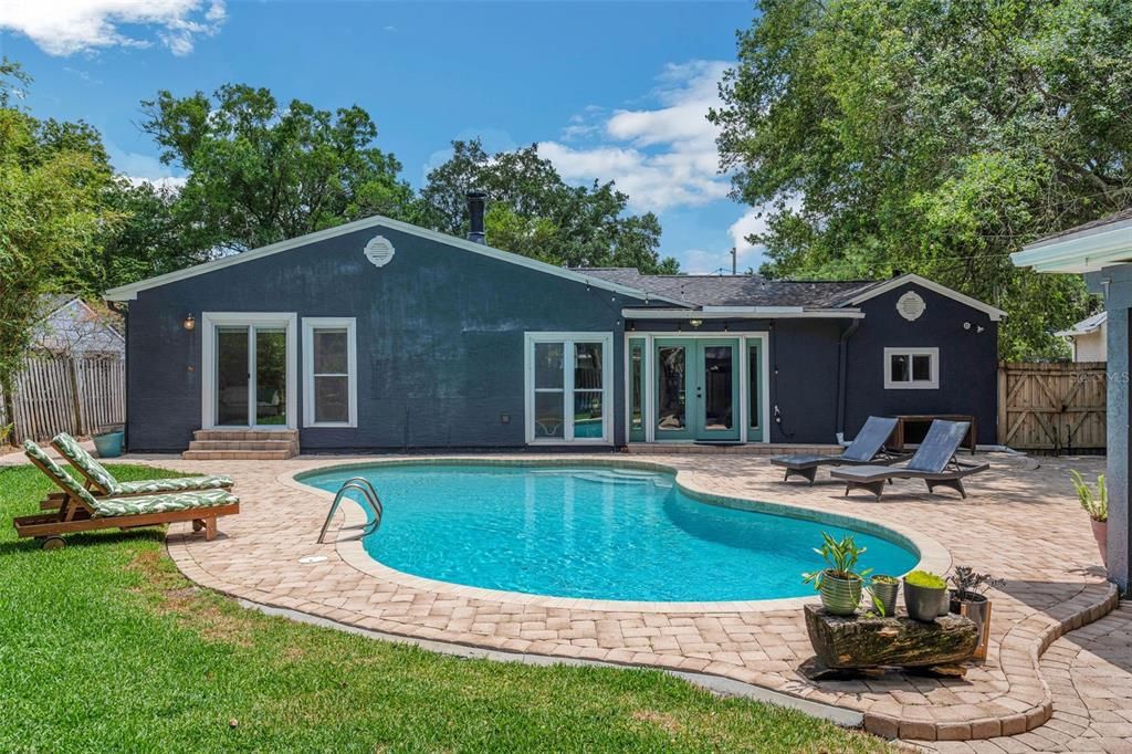 Recently Sold: $742,000 (3 beds, 2 baths, 1798 Square Feet)