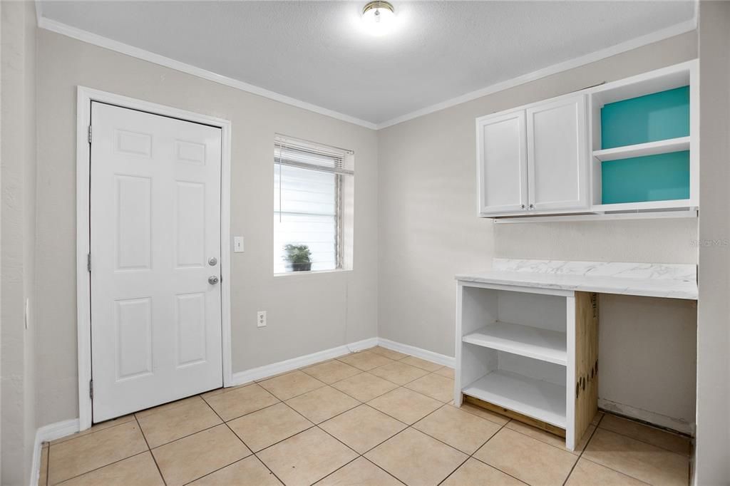 For Sale: $294,900 (3 beds, 2 baths, 1417 Square Feet)
