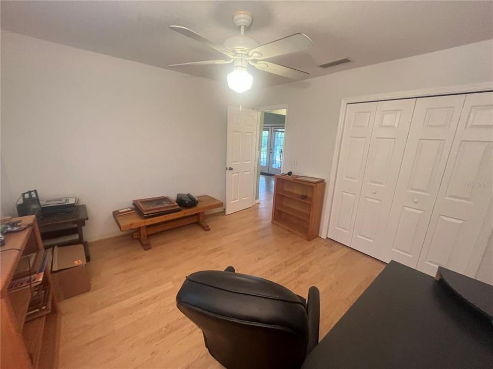 For Sale: $439,000 (3 beds, 2 baths, 1587 Square Feet)