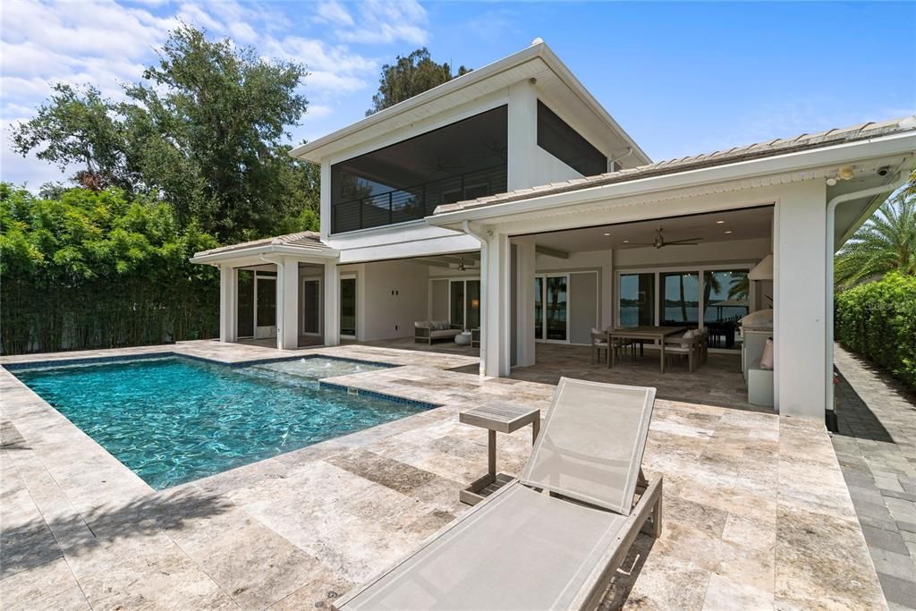 Recently Sold: $2,495,000 (4 beds, 4 baths, 3900 Square Feet)