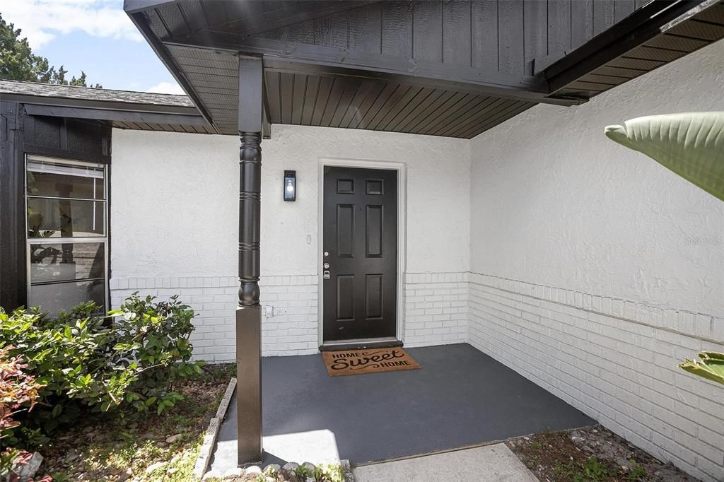 For Sale: $309,000 (3 beds, 2 baths, 1152 Square Feet)