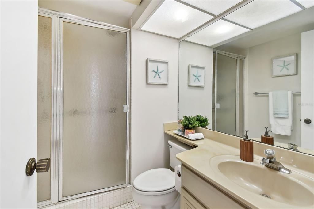 待售: $625,000 (2 贝兹, 2 浴室, 1175 平方英尺)