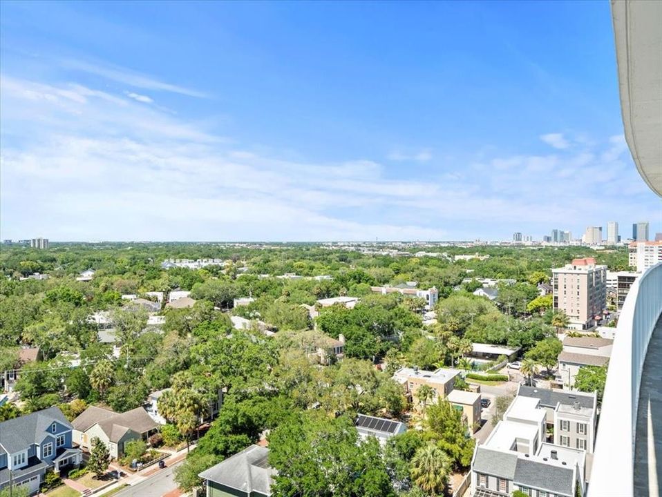 For Sale: $500,000 (2 beds, 2 baths, 1201 Square Feet)