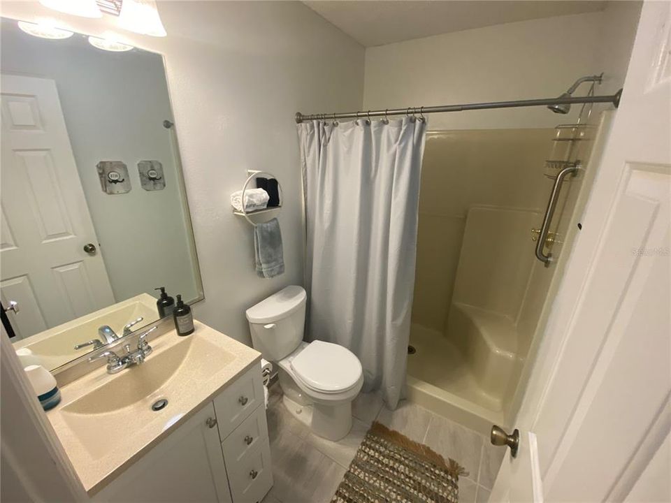 For Rent: $1,695 (2 beds, 2 baths, 1121 Square Feet)