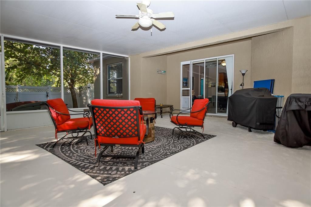 Active With Contract: $400,000 (3 beds, 2 baths, 1860 Square Feet)